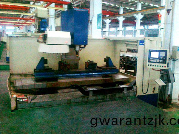 前軸十孔加工專(zhuan)用立式加(jia)工